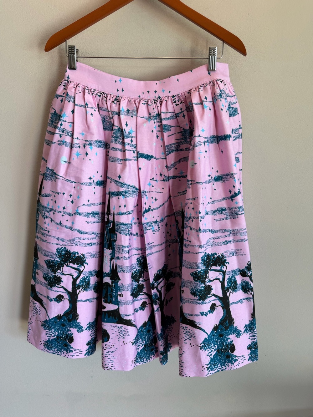 Pinup Couture Disney Parks Sleeping Beauty Castle Jenny Skirt Pink Large NWT
